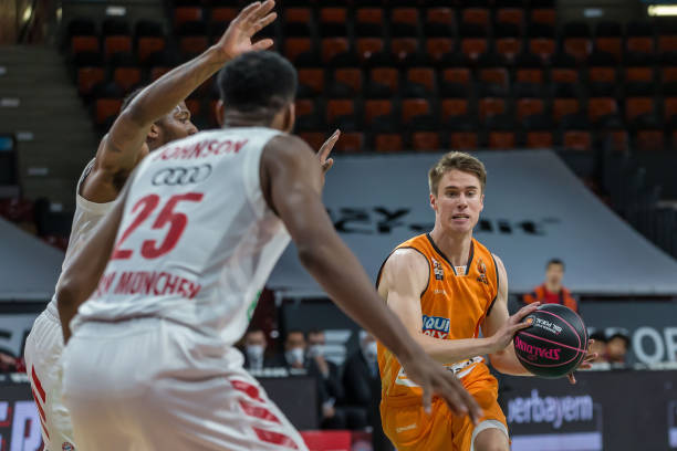 的身份进行 的身份进行