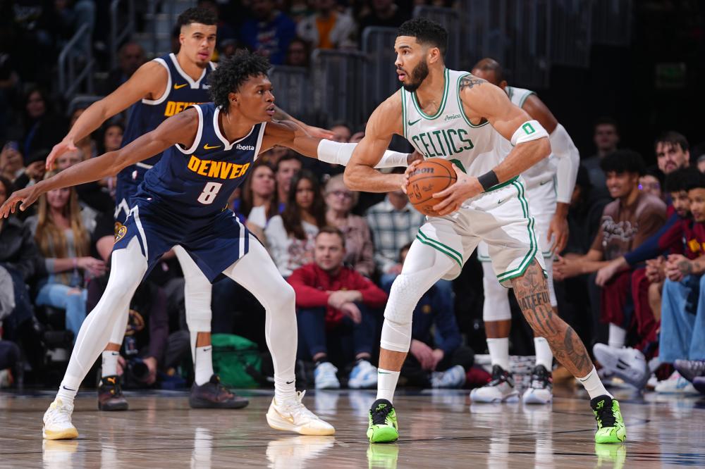 通过深刻领 通过深刻领