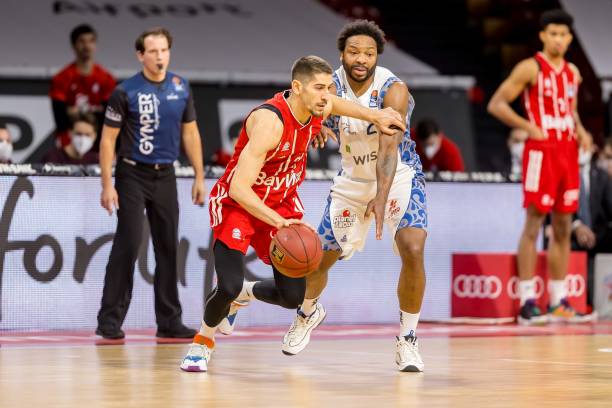 个有力的助 个有力的助