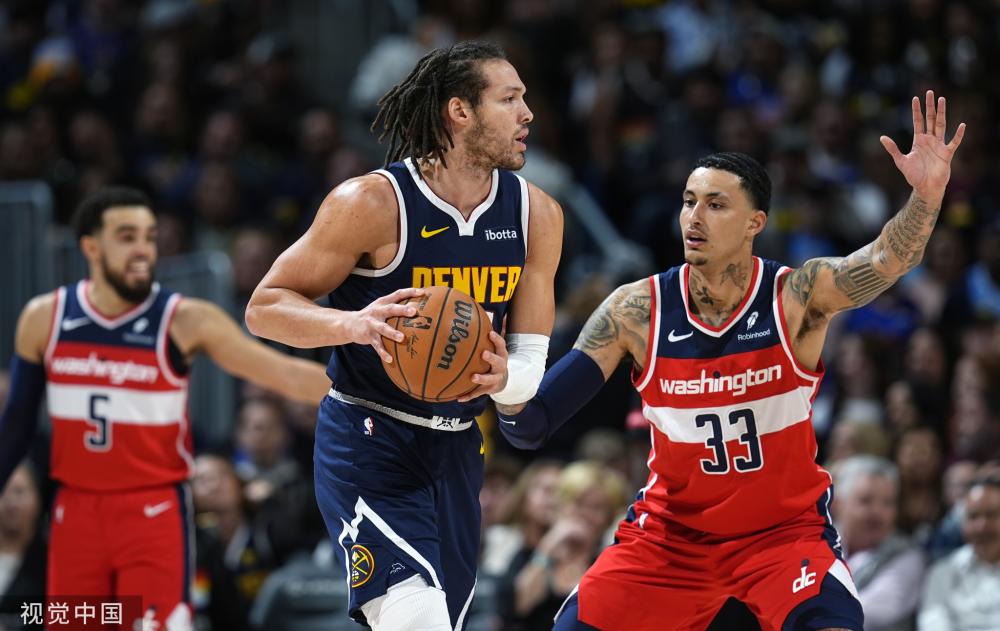 手的表现中 手的表现中