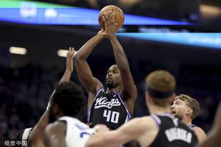 在婚礼上 在婚礼上