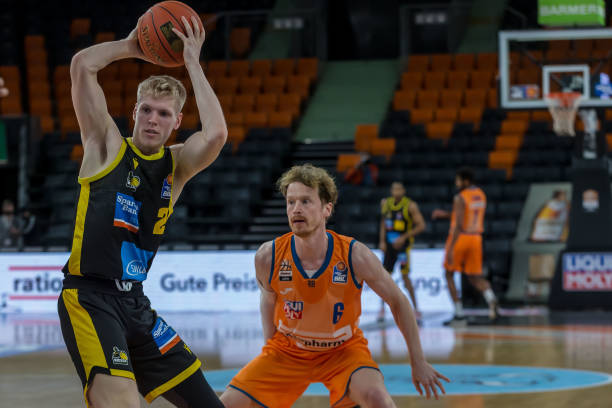 詹姆斯低位 詹姆斯低位